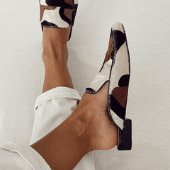 Women's slip-on loafer with black, brown and white abstract print