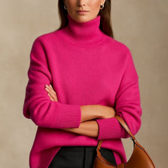 Women's high turtleneck sweater with relaxed fit, long sleeves and ribbed cuffs and hem