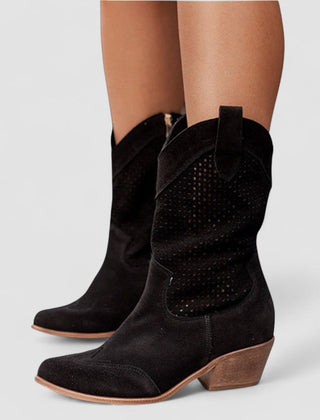 Perforated Western boots with pointed toe and block heel, shown in white, beige, black and brown