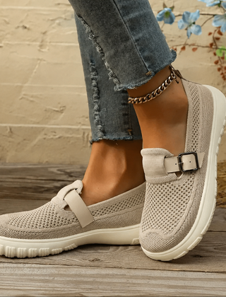 Women's Francesca Mary Jane shoes with buckle strap in beige, brown and black