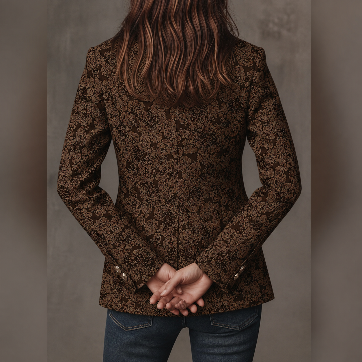 Women's fitted paisley jacquard blazer with wrapped lapels and long sleeves