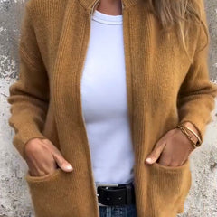 Women's minimal knit cardigan with front pockets in a neutral tone