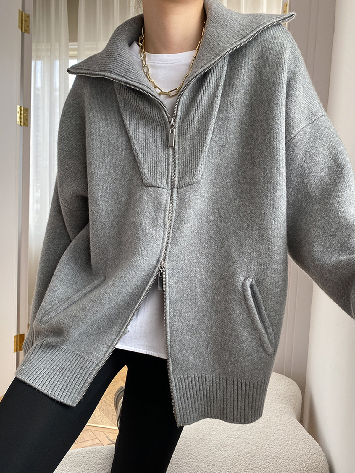 Light gray oversized open collar knit cardigan with ribbed trims