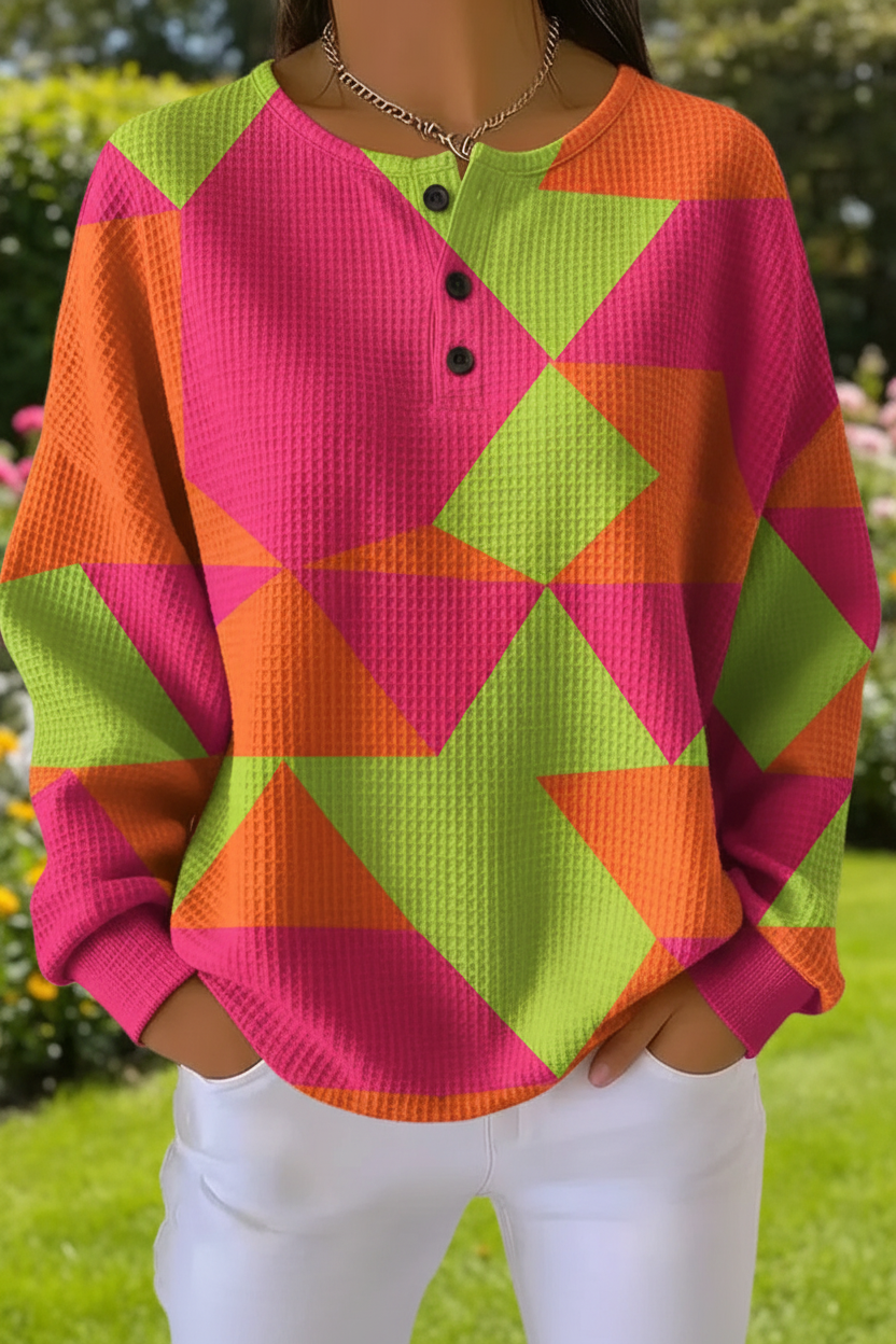 Women's waffle-knit sweatshirt with gradient art print in a relaxed fit
