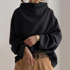 Women's wide-neck long sleeve straight-cut sweater in black, blue and white
