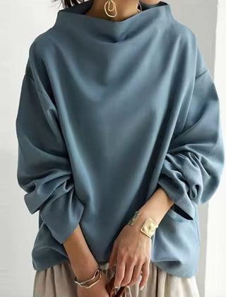 Women's wide-neck long sleeve straight-cut sweater in black, blue and white