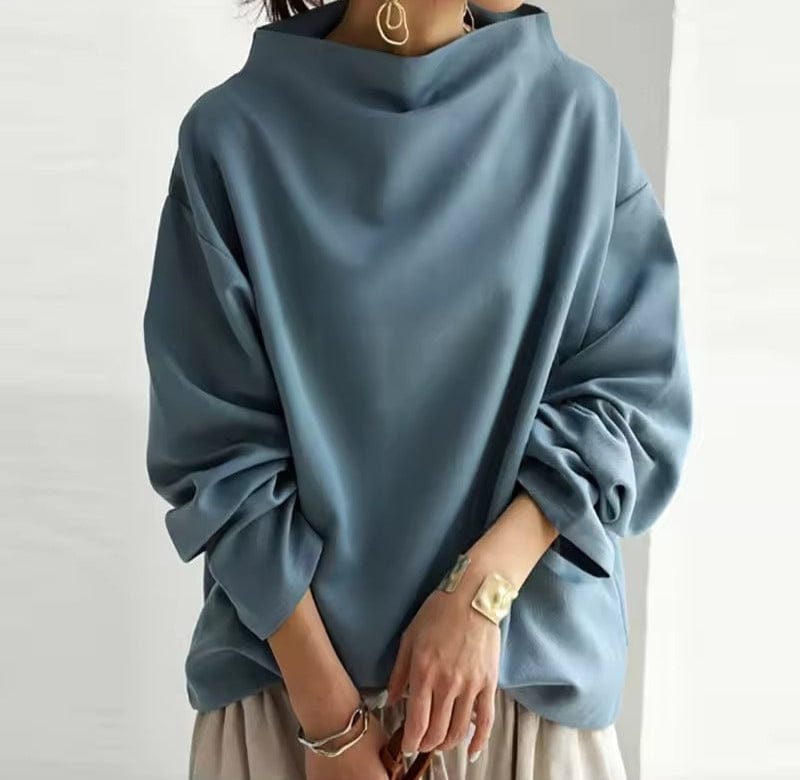 Women's wide-neck long sleeve straight-cut sweater in black, blue and white