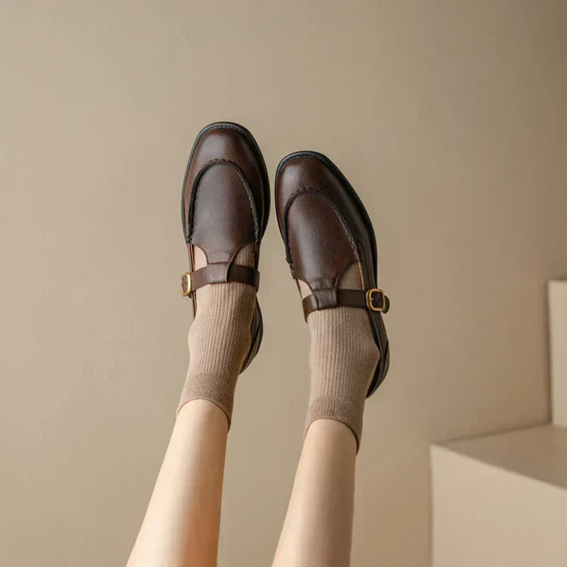 Delia retro T-strap Mary Jane shoes with rounded toe, gold-tone buckle and low block heel