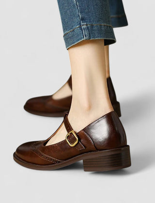Daisy casual Mary Jane shoes with rounded toe and classic strap, shown in a neutral tone