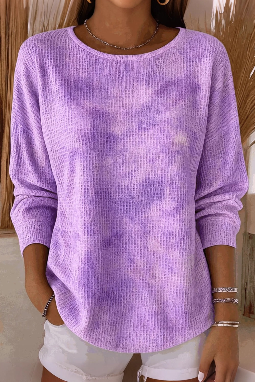 Women's ombre crew neck long sleeve sweatshirt in a relaxed regular fit