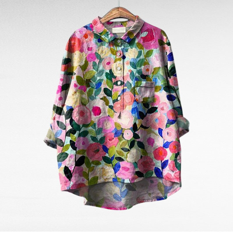 Relaxed button-front blouse in a painterly floral print with collar and chest pocket