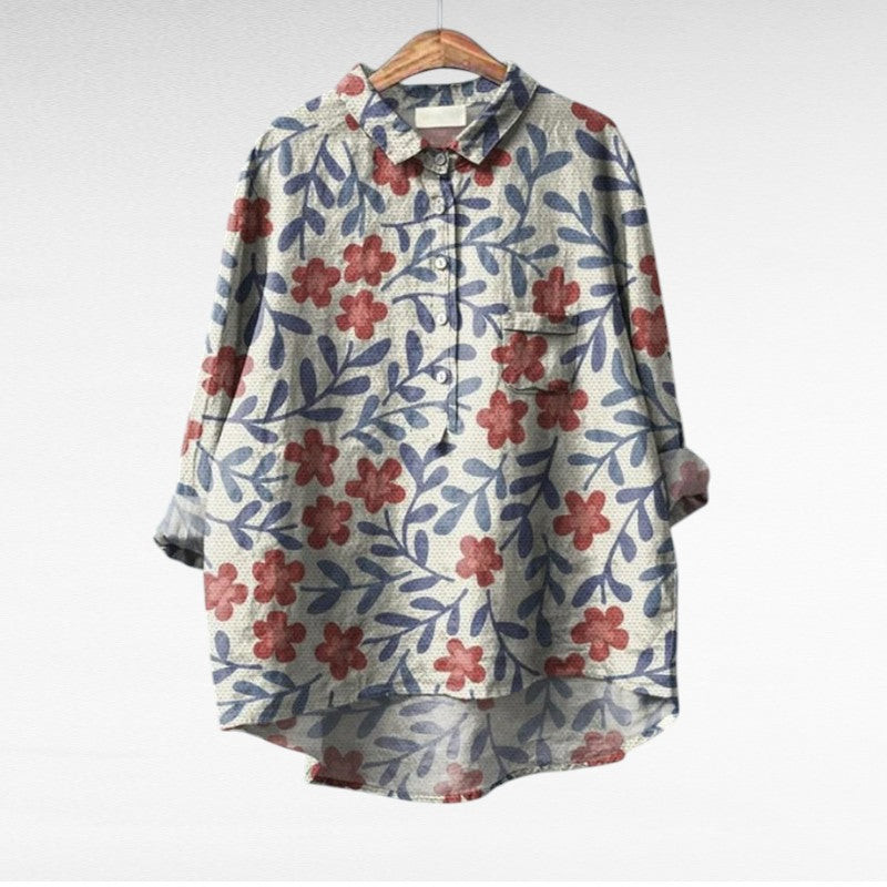 Relaxed button-front blouse in a painterly floral print with collar and chest pocket