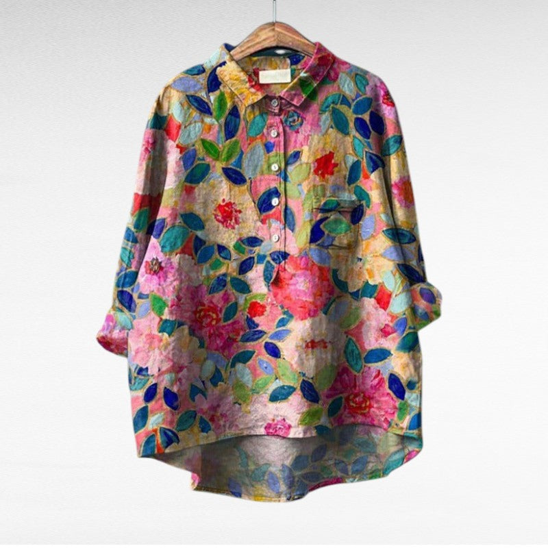 Relaxed button-front blouse in a painterly floral print with collar and chest pocket