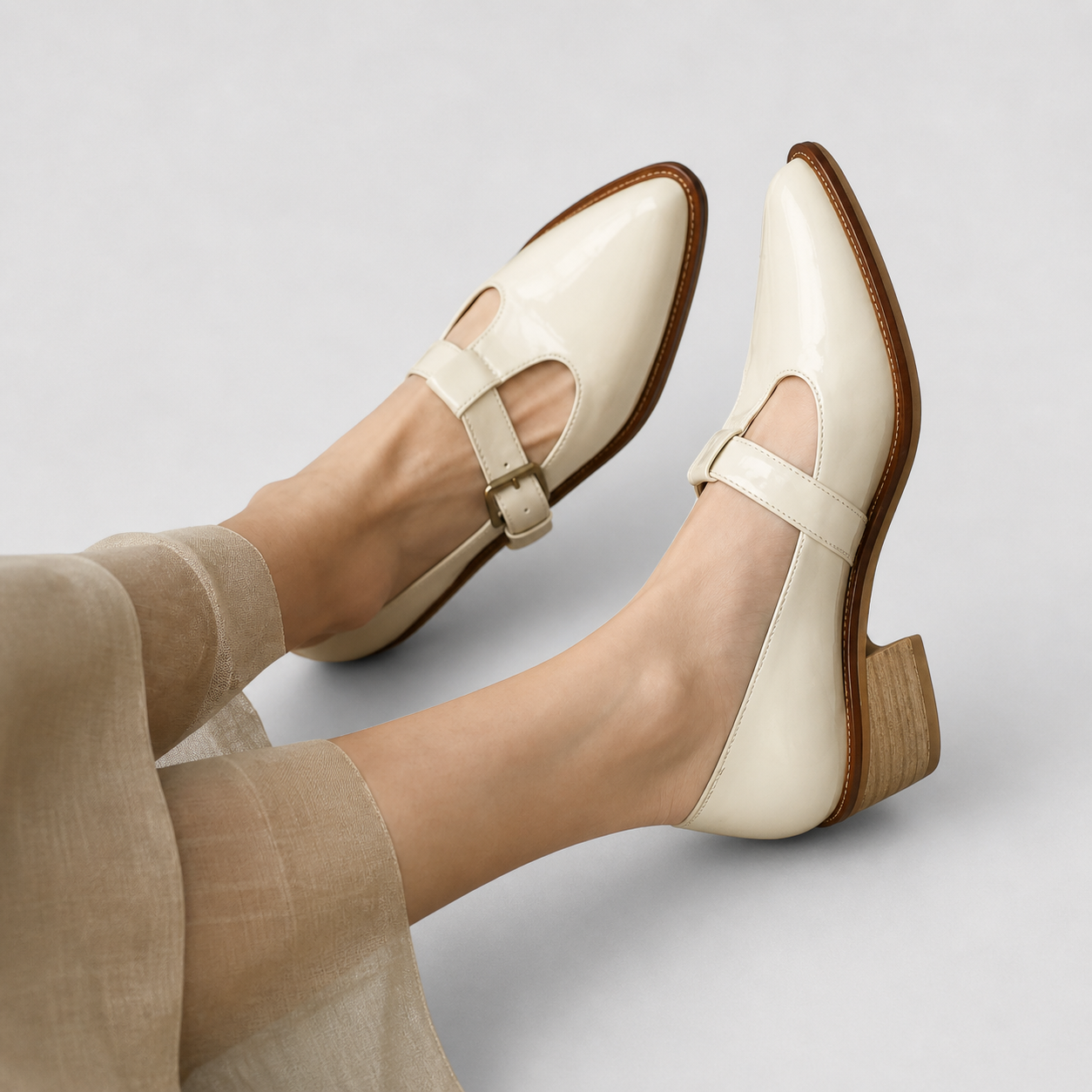 Mia Mary Jane shoes with refined detailing in beige, brown and black