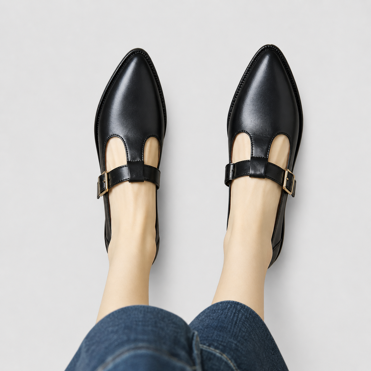 Mia Mary Jane shoes with refined detailing in beige, brown and black